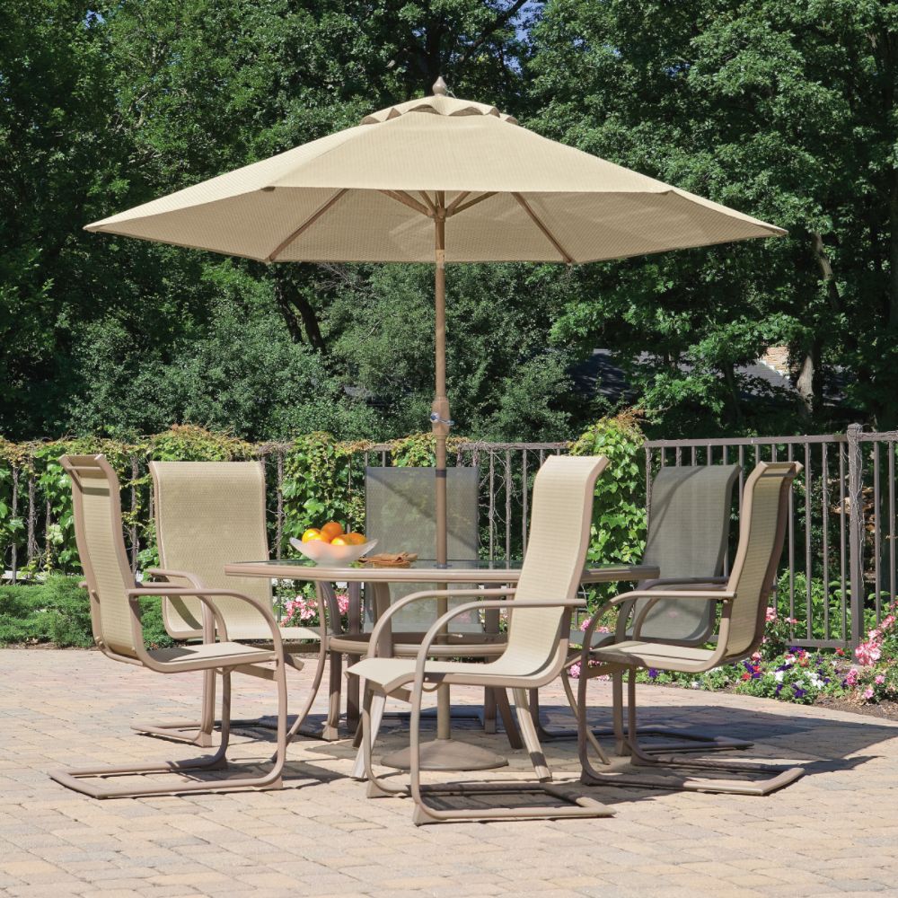 2 5m Cream Umbrella With Crank Handle And Metal Base Bathurst Event Wedding Party Equipment Hire Specialists