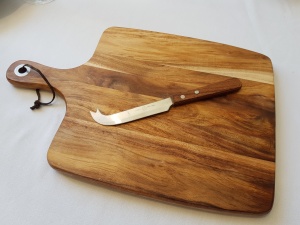 cheese_board_28cm_x_26cm